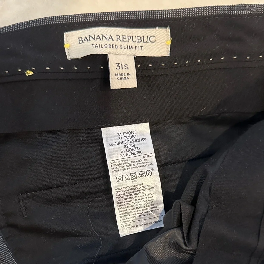 Banana Republic Charcoal Dress Pants (SHORT)